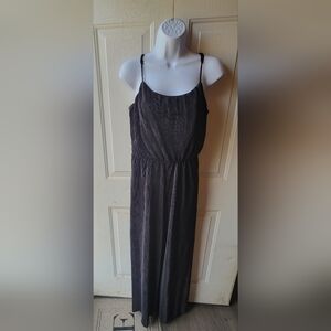 Forever 21 Chic Jumpsuit Size Medium
